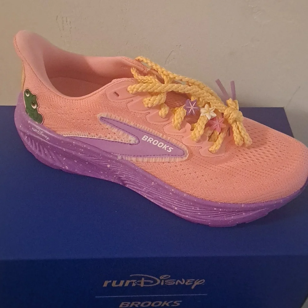 NEW,Brooks,Ghost 17,runDisney,Rapunzel,Tangled shoe,sizes (9.5) Medium (B) - Picture 9 of 16